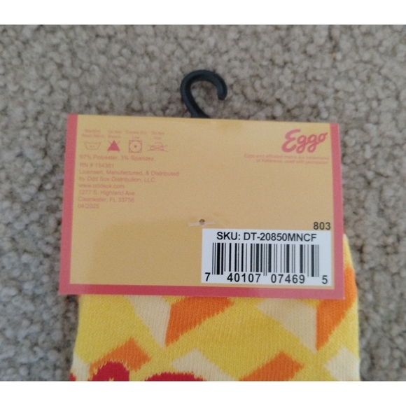 Eggo Crew Socks: L'Eggo My Eggo - Picture 4 of 4